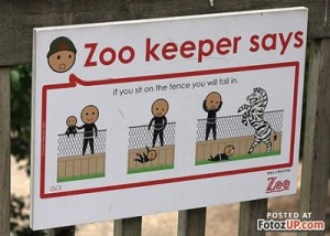 funny-pictures-zoo-signs-fd45-400x286